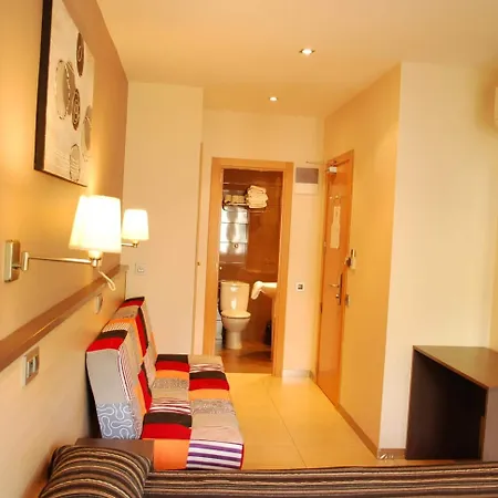 Guest house Flores Ramblas Barcelona