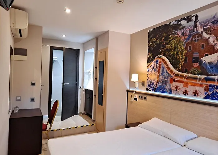 Pensjonat Flores Ramblas 2*