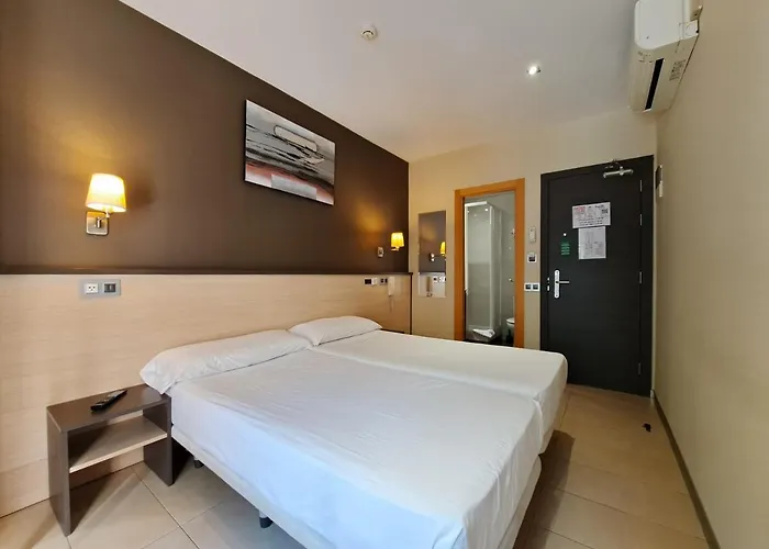 Pensjonat Flores Ramblas Barcelona