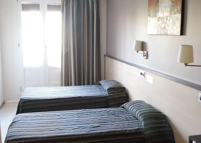 Pensjonat Flores Ramblas Barcelona