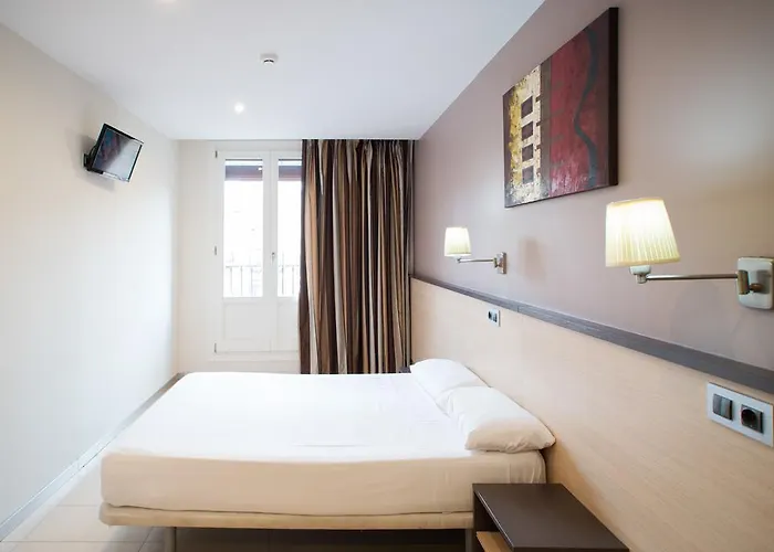 Pensjonat Flores Ramblas 2*