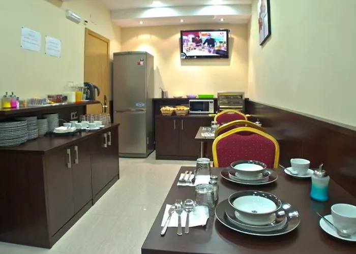 Pensjonat Flores Ramblas 2*