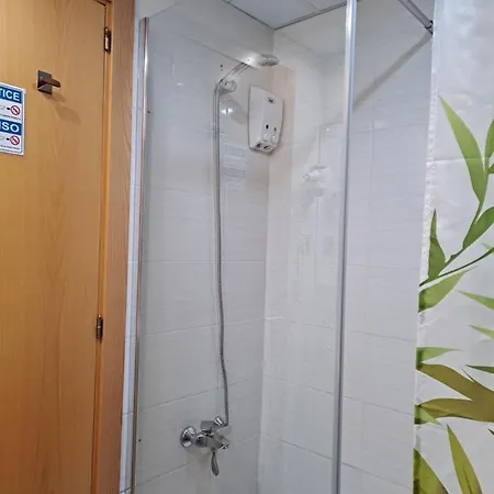 Flores Ramblas Гостевой дом