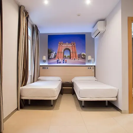 Guest house Flores Ramblas 2*